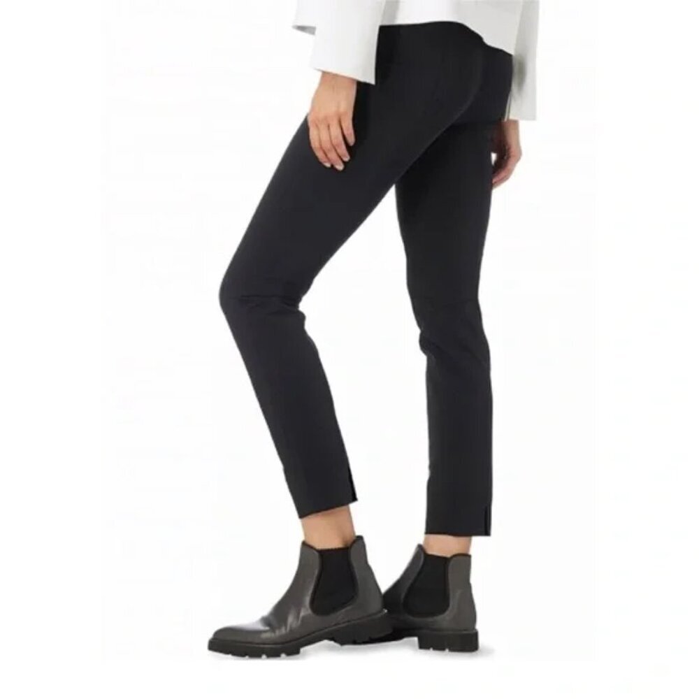 Raffaello Rossi Penny Crop Slim Pull On Trouser Pants in Navy Blue